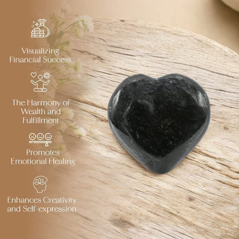 Nuummite Puff Heart