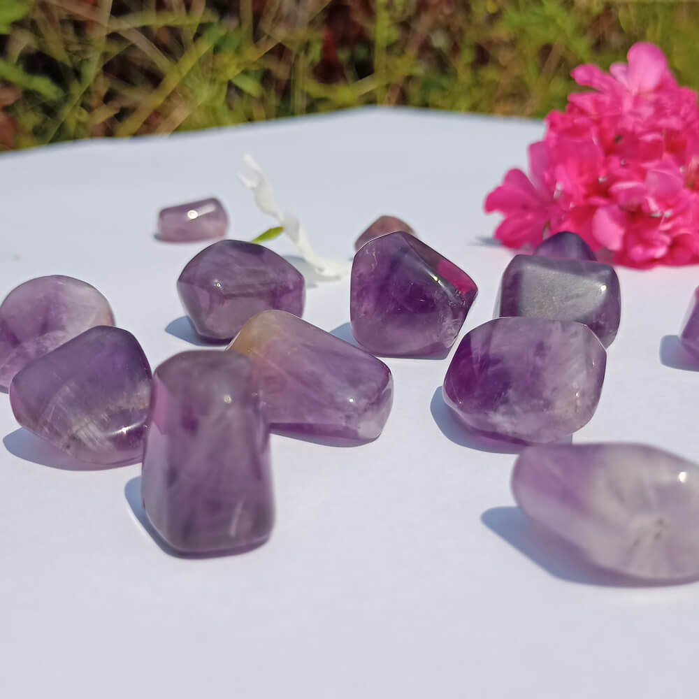 Amethyst_Tumbled_Stones