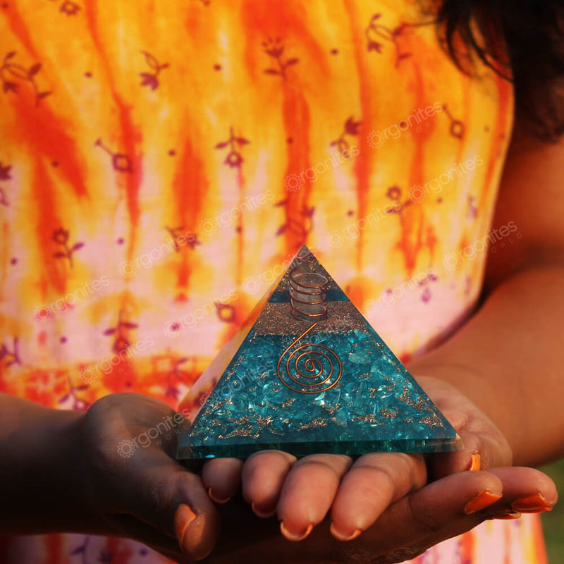 Aquamarine Healing Pyramid